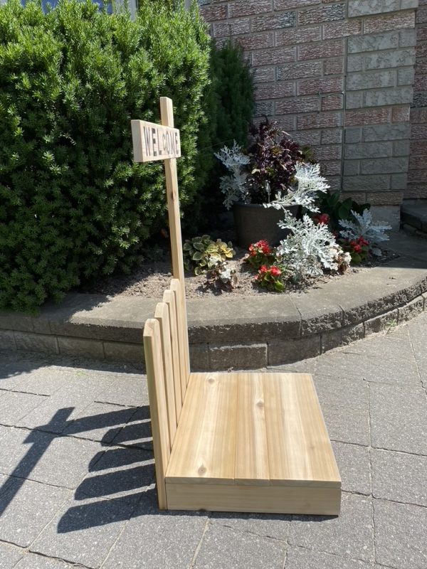 Welcome Planter with Black Lettered Sign - Image 6